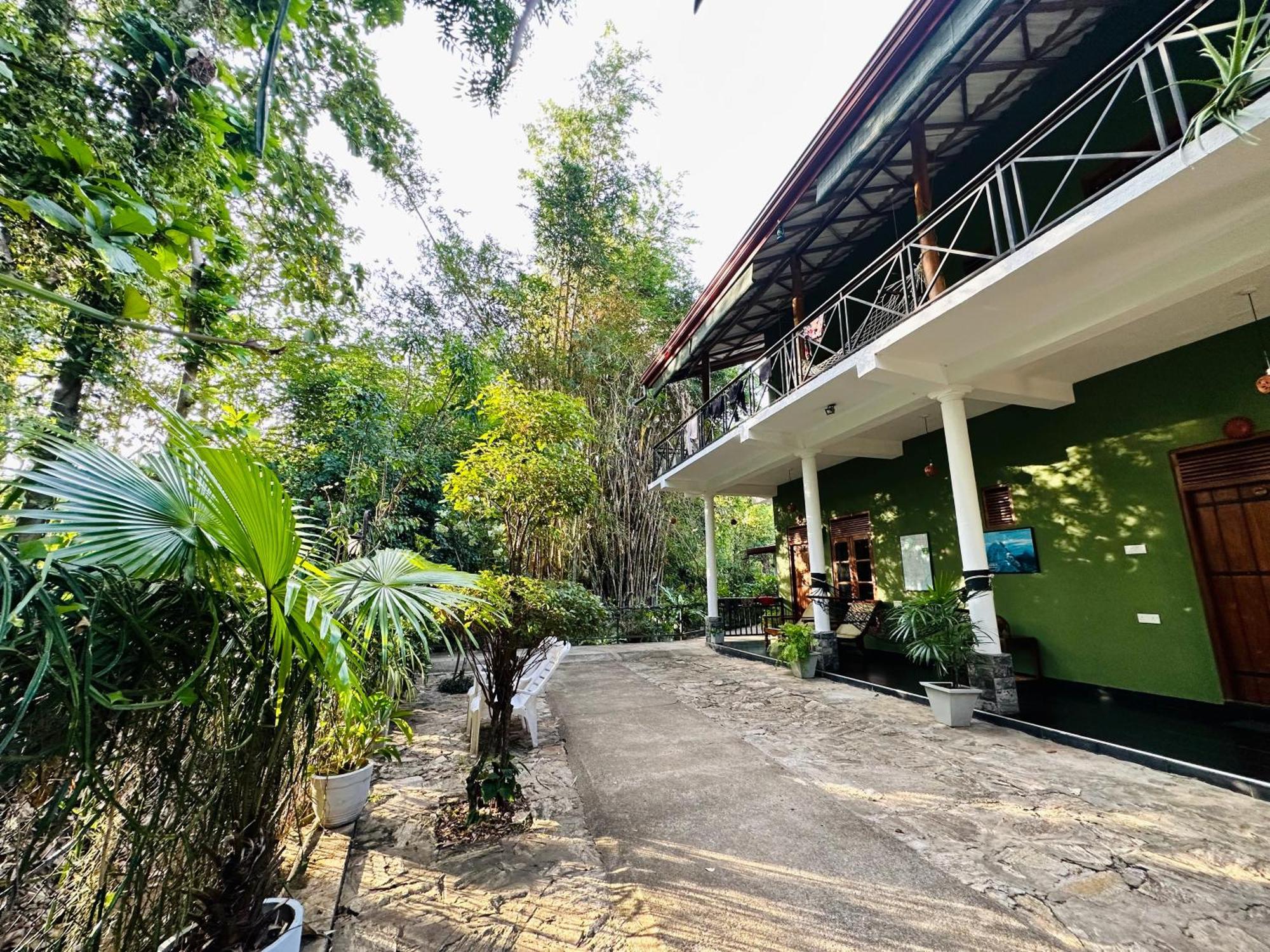 Nature House Udawalawe Exterior foto