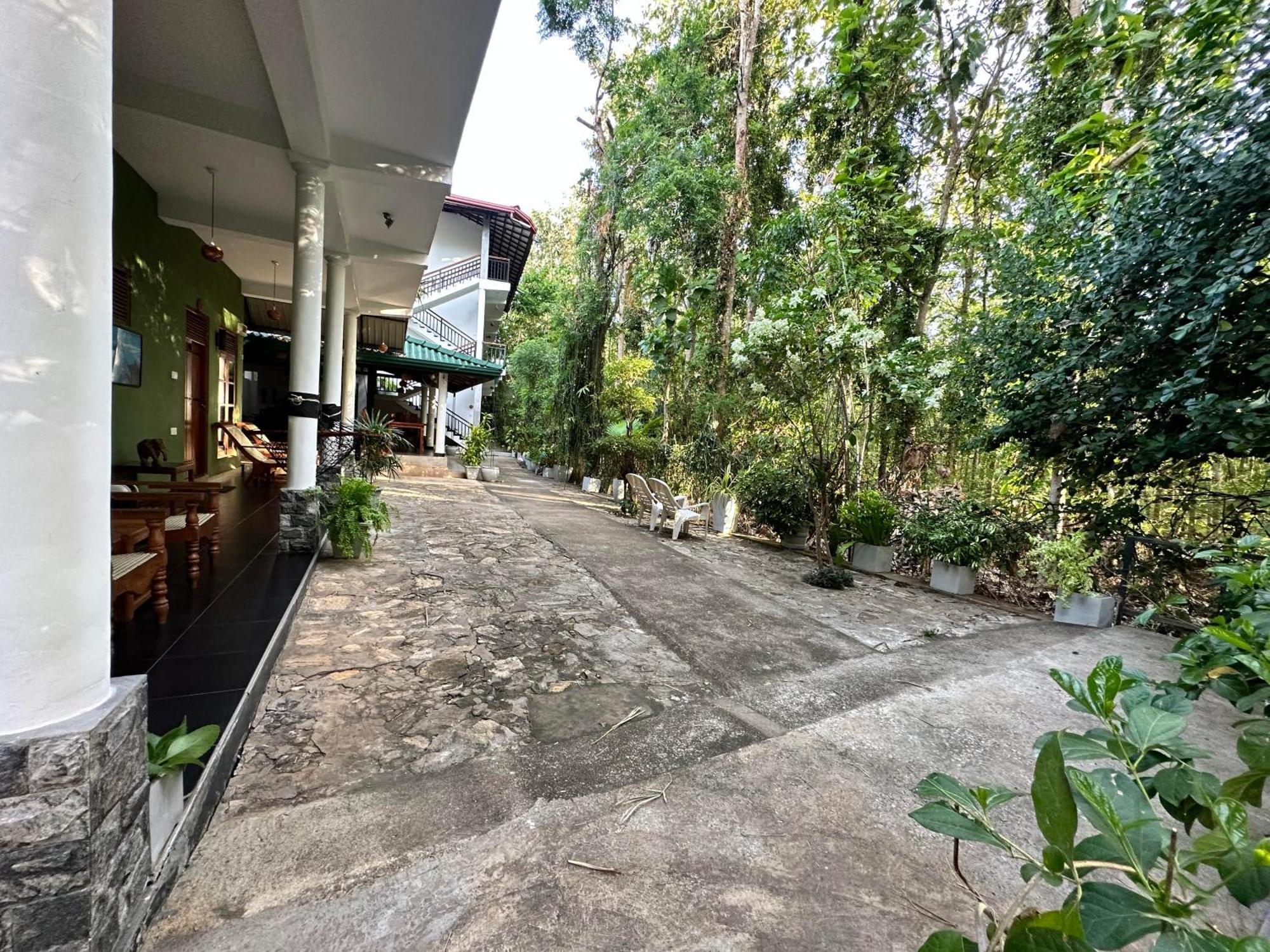 Nature House Udawalawe Exterior foto